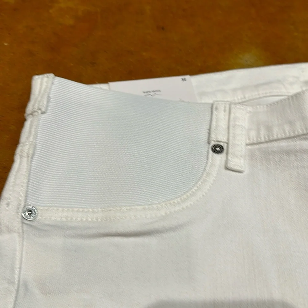 NWT 7 For All Mankind white jean size 32. - Picture 3 of 6